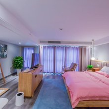 贵阳my home 筑巢城宿(万象汇奥体中心店)