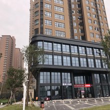 思美达酒店(龙门实验中学琉璃寺地铁站店)