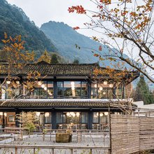 青城山芗吟青城·汤泉观景民宿