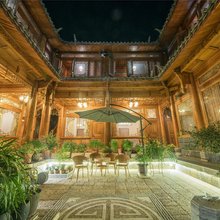 丽江束河向阳居客栈(束河古镇店)
