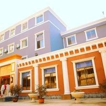 娜菲酒店(镇江丁卯吾悦广场店)