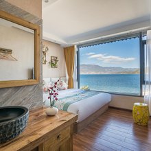 栖海听风连锁客栈(泸沽湖庭缘阁店)
