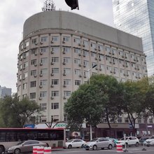 艾家酒店(天津五大道医科大学总医院店)