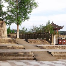 阆中市阆水居客栈