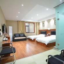 恋家宾馆(南阳火车站店)