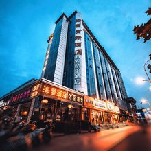 海馨青年酒店(曼哈顿广场燕庄地铁站店)