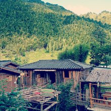 光头强木屋民宿