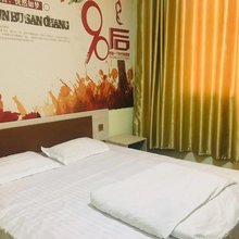 齐河星期八宾馆