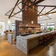 一夕设计师酒店(西安古城墙建筑科技大学李家村地铁站店)