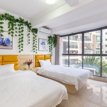 百年荟城市广场你好民宿(龙船坪路分店)