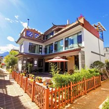 时微·南法花园·设计师美宿(千古情店)