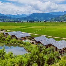 泸沽湖喜饶民居
