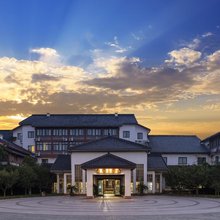 龙蟠岛度假酒店