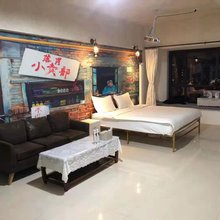 呼和浩特8090客栈(维多利喜悦汇工业大学店)