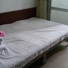 曲阜一家人旅社