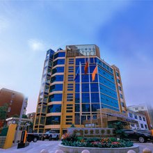 摩登四季酒店(保百购物广场店)