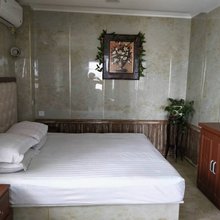 庄河韵峰旅店
