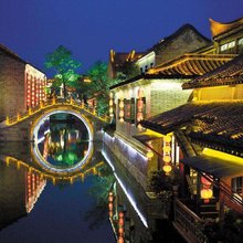 鑫之源商务宾馆(台儿庄古城店)