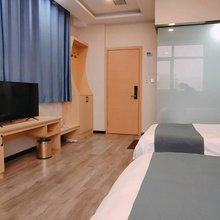 润天花雨宾馆(天水南站店)