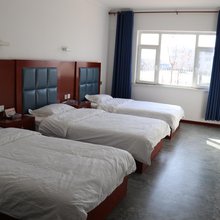 兴城曹庄镇东兴宾馆
