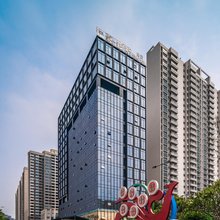 悦湖铂斯国际公寓(清远万达广场店)