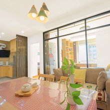 青岛璞云严选公寓(延吉路万达店)