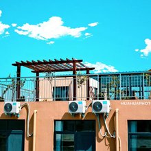花石间·民宿(开封清明上河园万岁山武侠城店)