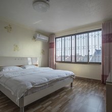 苏州西湖商行住宿(花港地铁站店)