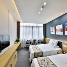 鑫亚酒店(乐山张公桥美食街店)