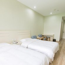 天津晟洁快捷酒店(赛达国际工业城店)