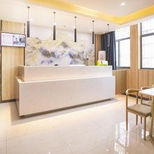 丽庭酒店(南京火车站红山动物园店)