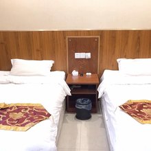 荣禾宾馆(颍上一中南门店)