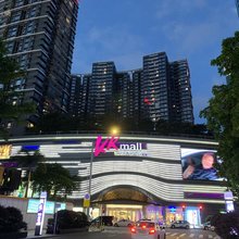 居佳公寓(深圳京基100大剧院地铁站店)