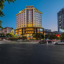 和谐·敦普酒店(凯里大十字国贸广场店)