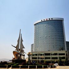 鲁甸昊龙大酒店