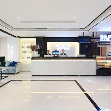 希岸酒店(西安钟楼回民街地铁站店)