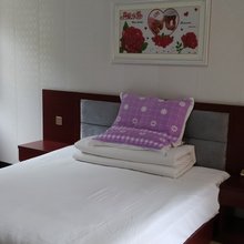 天水言逸农家院