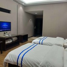 昌宁丽华达酒店