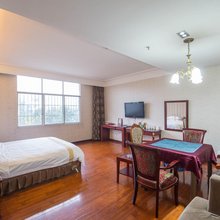南充西充雅高商务酒店(安汉广场店)