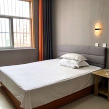 梁山金阁宾馆
