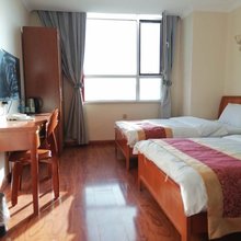 富源宾馆(鲁沙尔塔尔寺景区店)