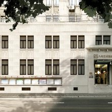 遇站八号艺术酒店(上海外滩南京东路店)