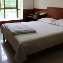 长沙丽姐旅馆(比亚迪工业园商贸旅游学院店)