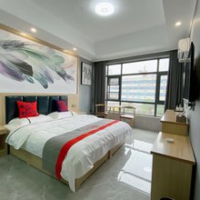 骏怡酒店(伊川盛德美店)