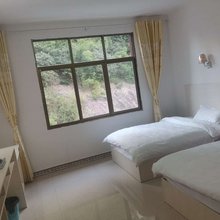 八角寨度假山庄