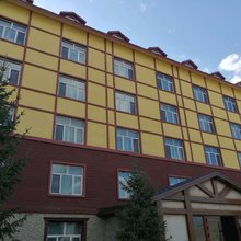 贾登峪鸿腾旅途酒店