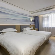 春常在优佳酒店(南京玄武湖景区玄武门地铁站店)