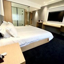 君季L·DESIGN酒店(乳山青山路店)