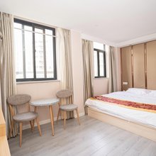 君富宾馆(虎泉地铁站华中师范大学南湖校区店)
