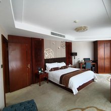 略阳郙阁大酒店